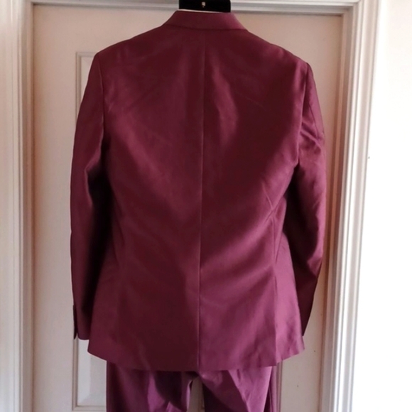 RYAN SEACREST DISTINCTION Cherry Wine Tuxedo Suit - Picture 8 of 12